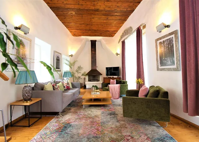 Tallinn City Apartments 2 Bedroom & 2 Bathroom Luxury Property With Balcony In Old Town
