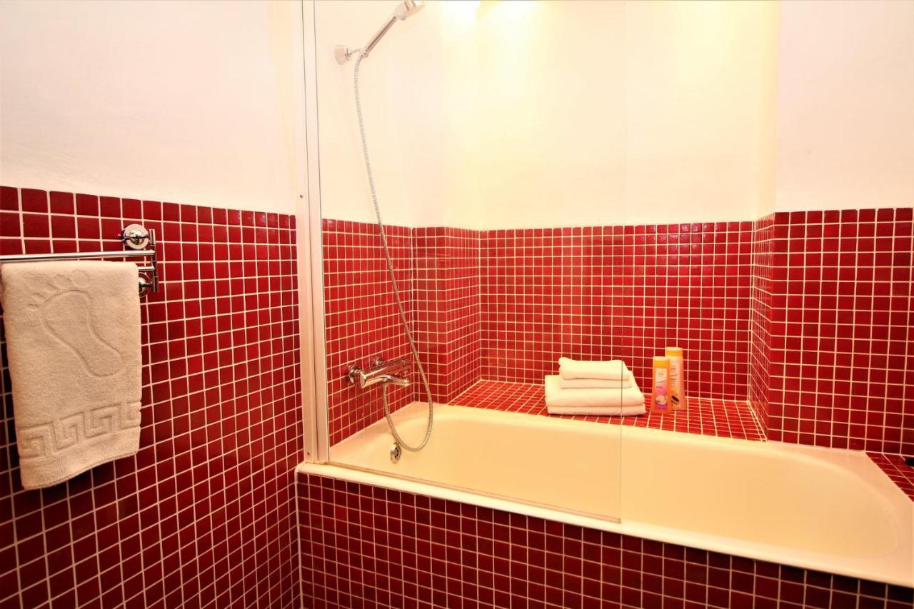 Apartment 2 Bedroom & 2 Bathroom Luxury With Balcony In Old Town Tallinn