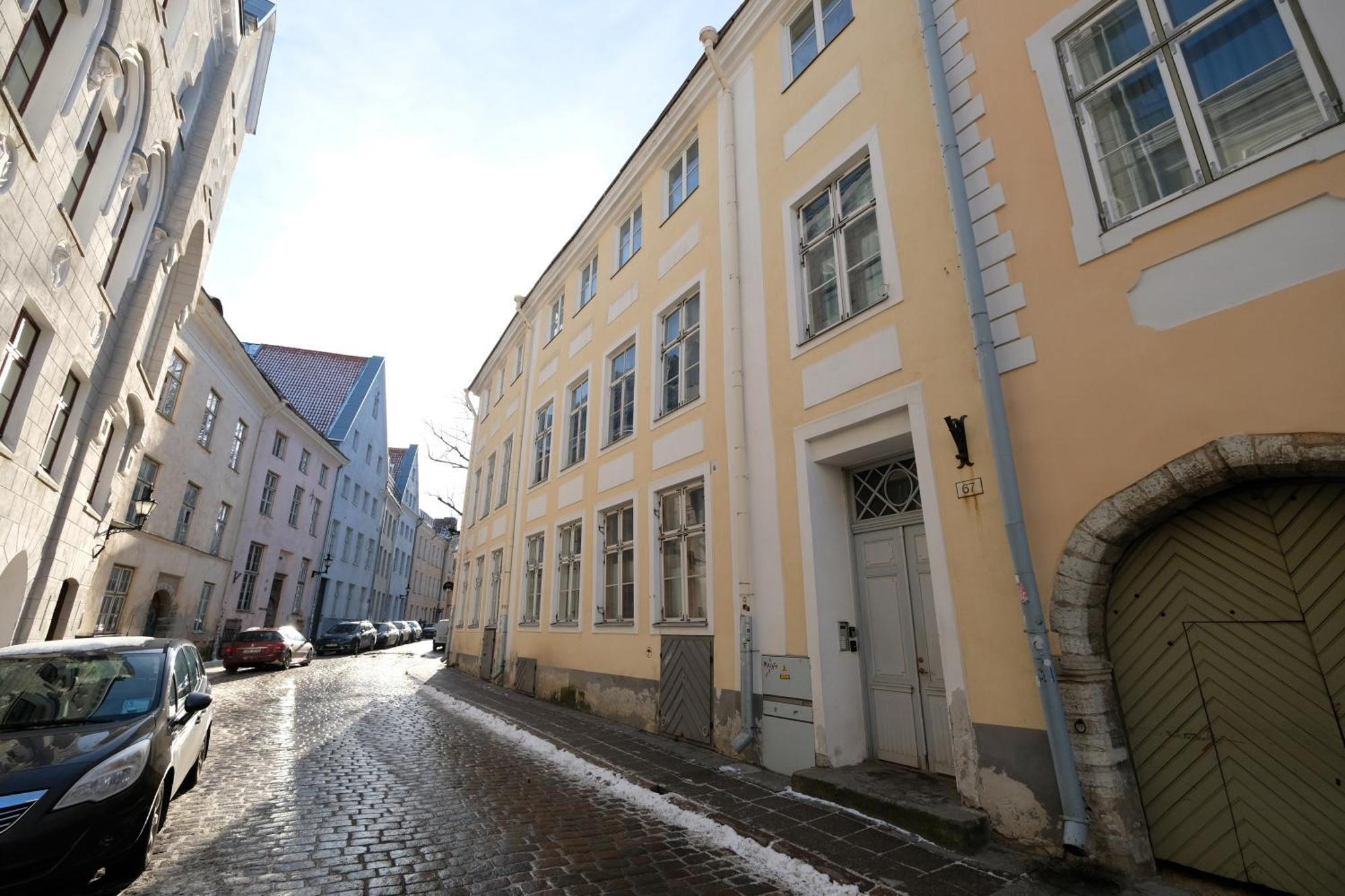 Apartment 2 Bedroom & 2 Bathroom Luxury With Balcony In Old Town
